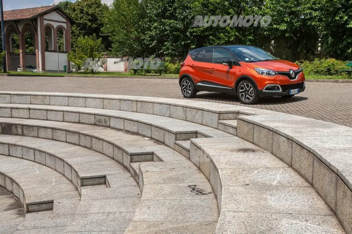 Renault Captur Project Runway. Ancora più stile e personalità per la crossover francese (41)