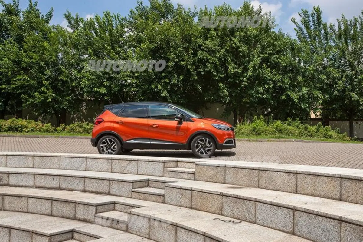 Renault Captur Project Runway. Ancora più stile e personalità per la crossover francese (42)