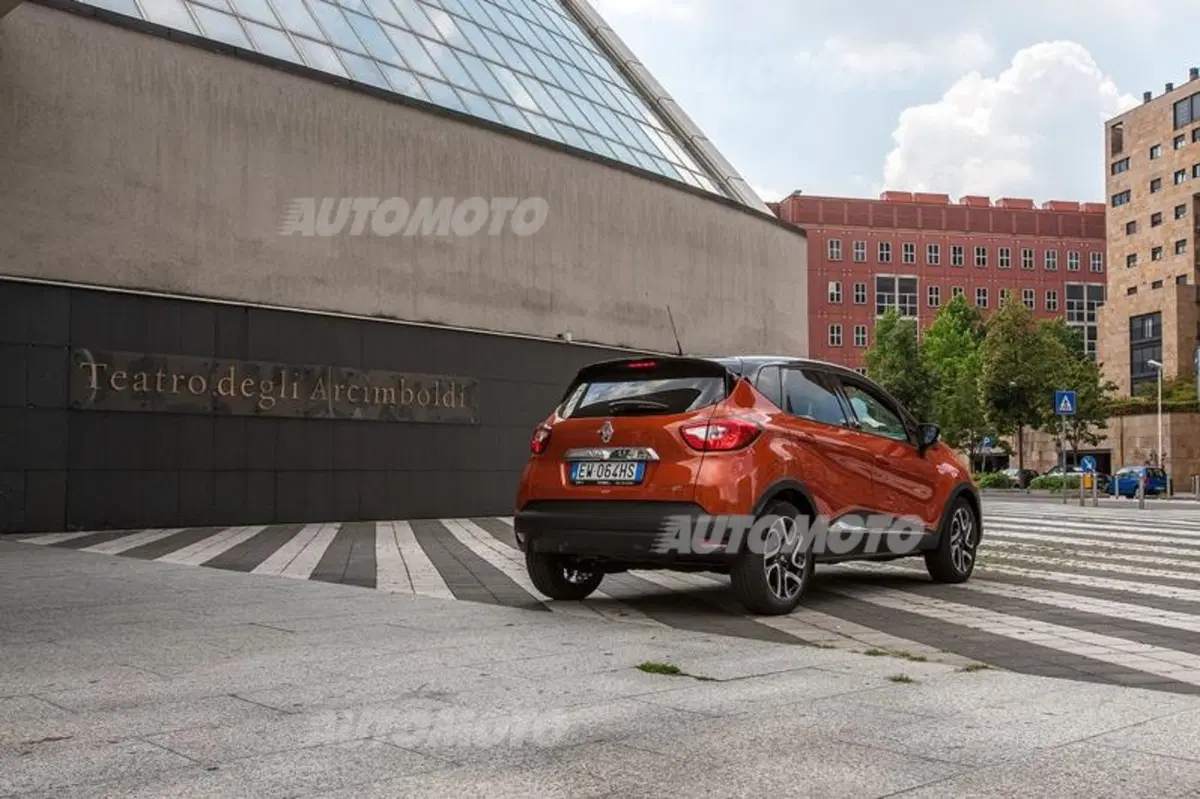 Renault Captur Project Runway. Ancora più stile e personalità per la crossover francese (58)
