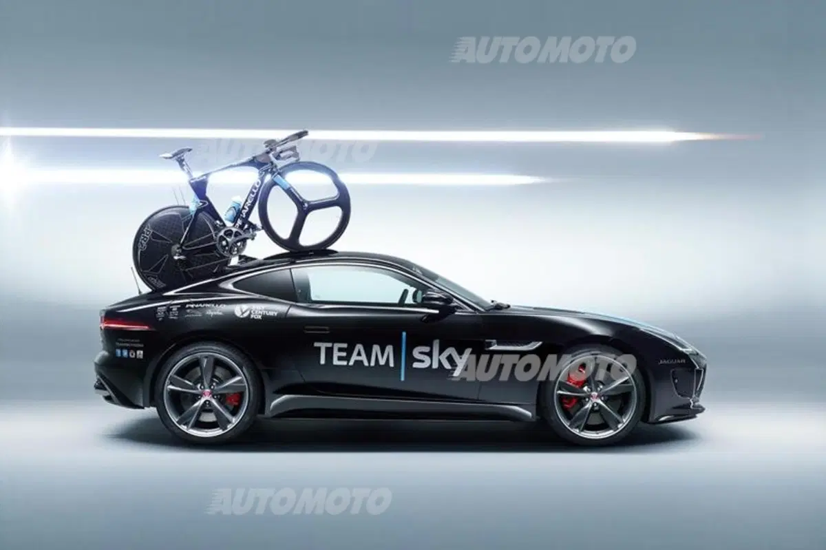 Jaguar F-Type R Coupé: una one-off speciale per il Tour de France (9)