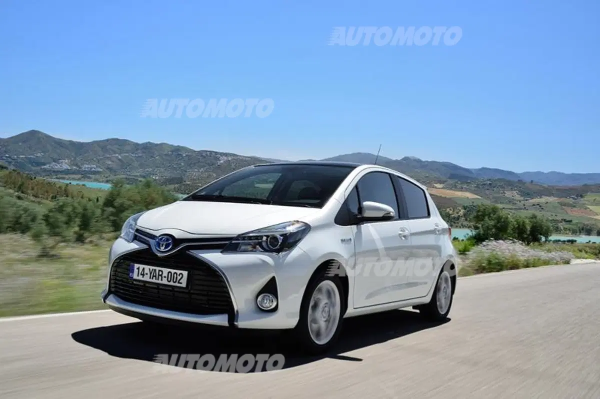 Toyota Yaris (Hybrid) restyling (5)