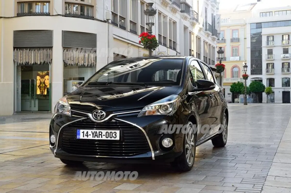 Toyota Yaris (Hybrid) restyling (13)