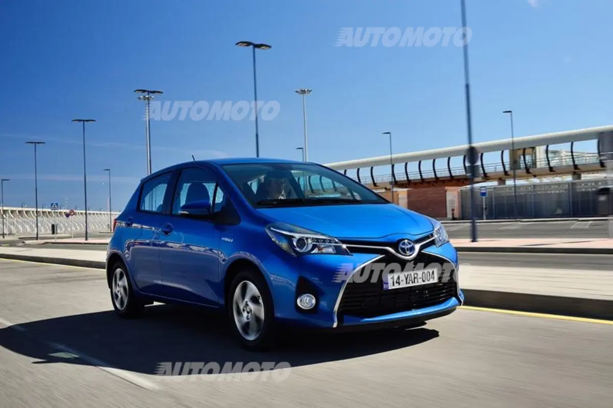 Toyota Yaris (Hybrid) restyling (26)
