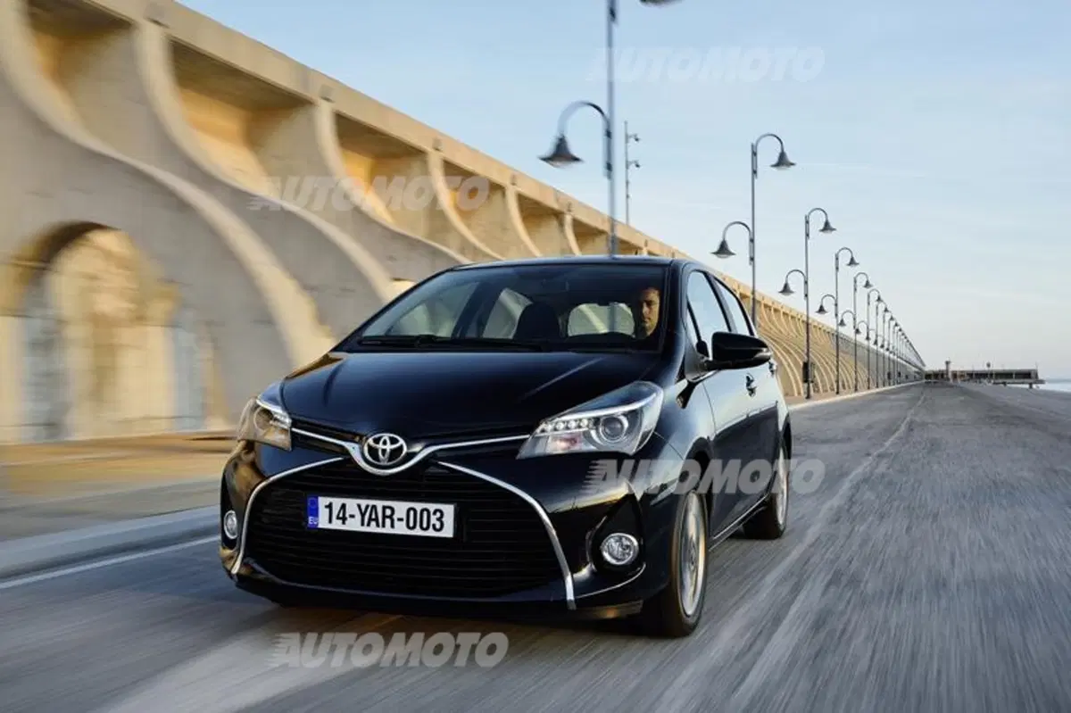 Toyota Yaris (Hybrid) restyling (36)
