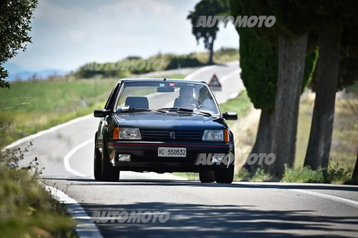 Peugeot 203, 404, 504, 205 GTI e 205 Gutmann (25)
