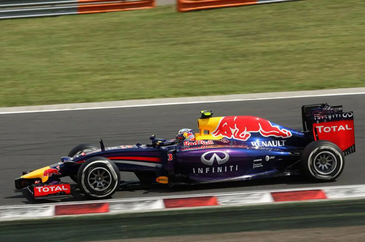 Formula 1 Ungheria 2014: vince un fenomenale Ricciardo. Miracolo Alonso