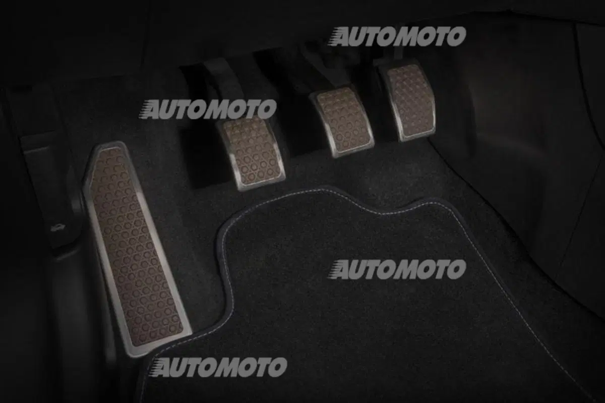 Fiat 500L Vans: ecco la special edition che sorride ai surfisti (7)