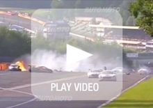 24 Ore di Spa 2014: incidente terrificante, maxi-tamponamento e auto in fiamme [video]