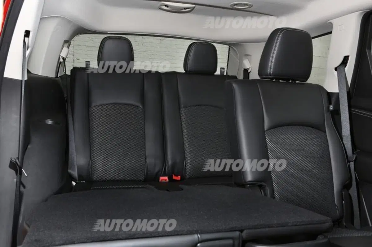 Fiat Freemont Cross (53)