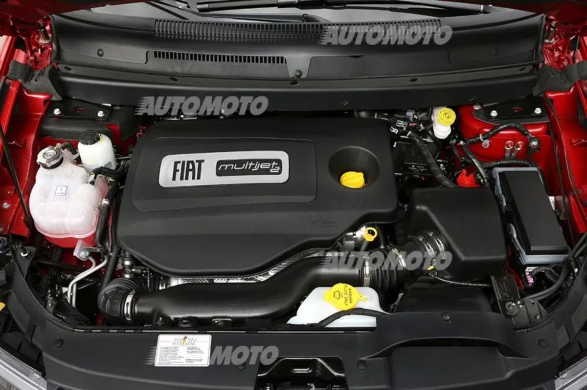 Fiat Freemont Cross (56)