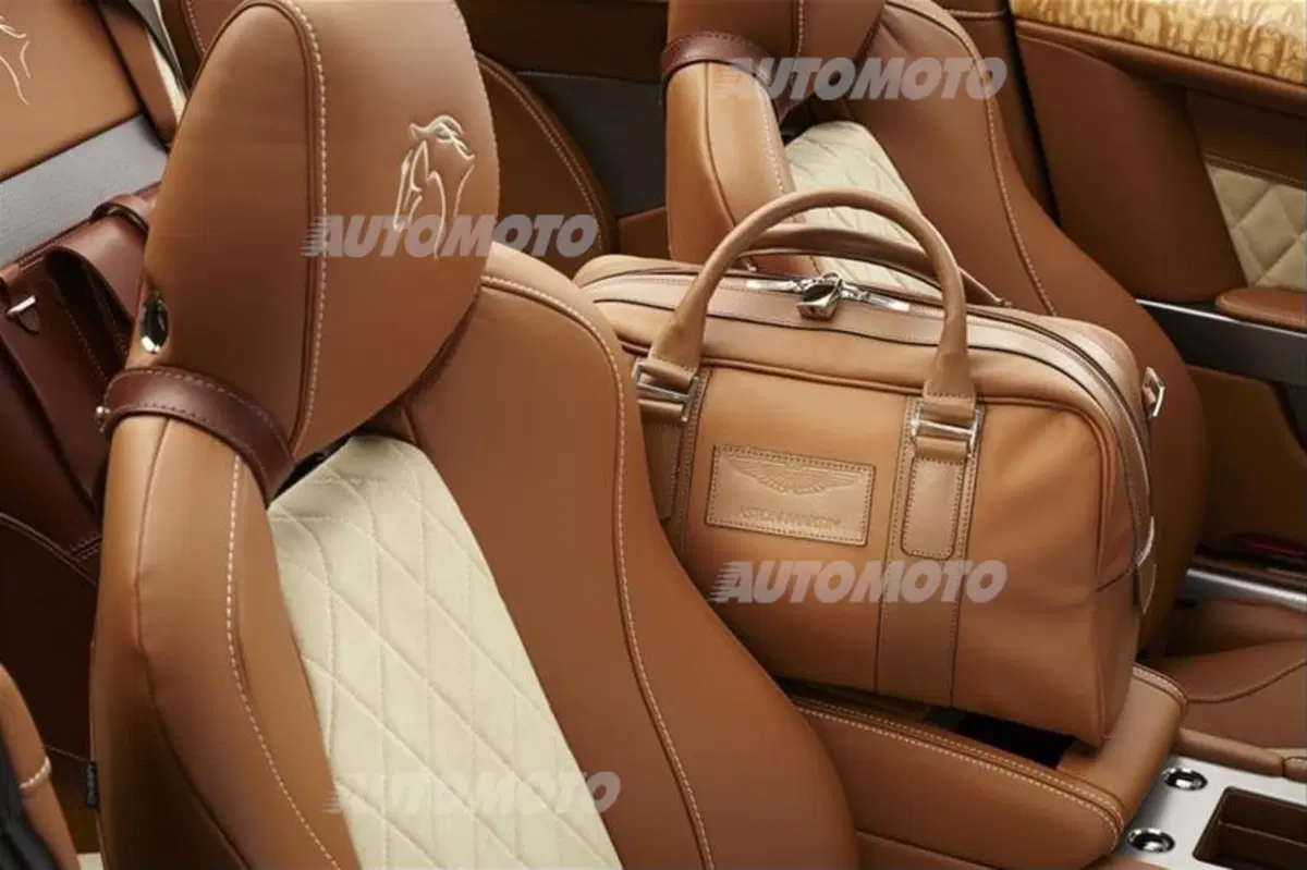 Aston Martin DB9 Volante by Q. Una one-off all'asta per beneficenza (6)