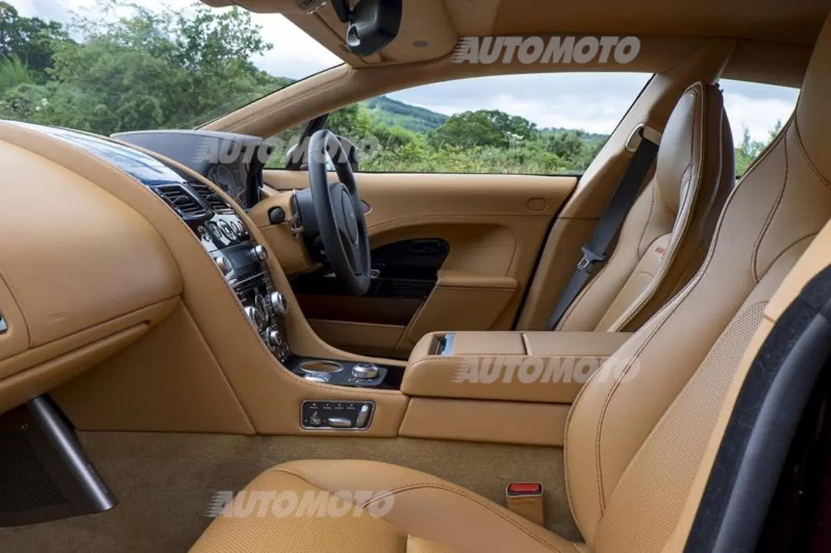Aston Martin: un nuovo cambio a 8 rapporti per Vanquish e Rapide S (20)