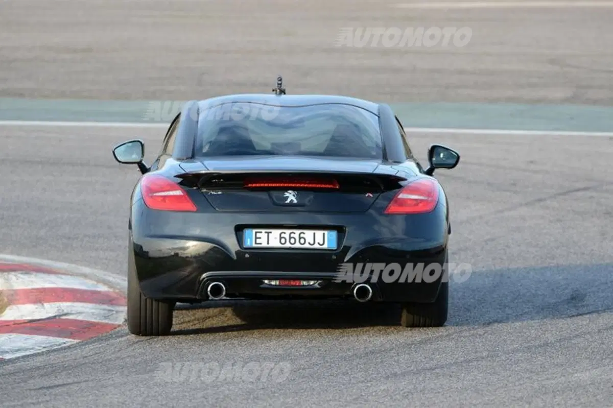 Peugeot RCZ R (5)