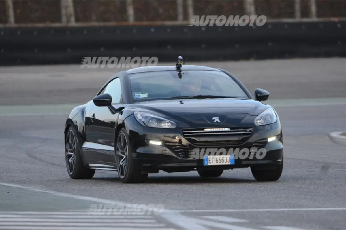 Peugeot RCZ R (11)