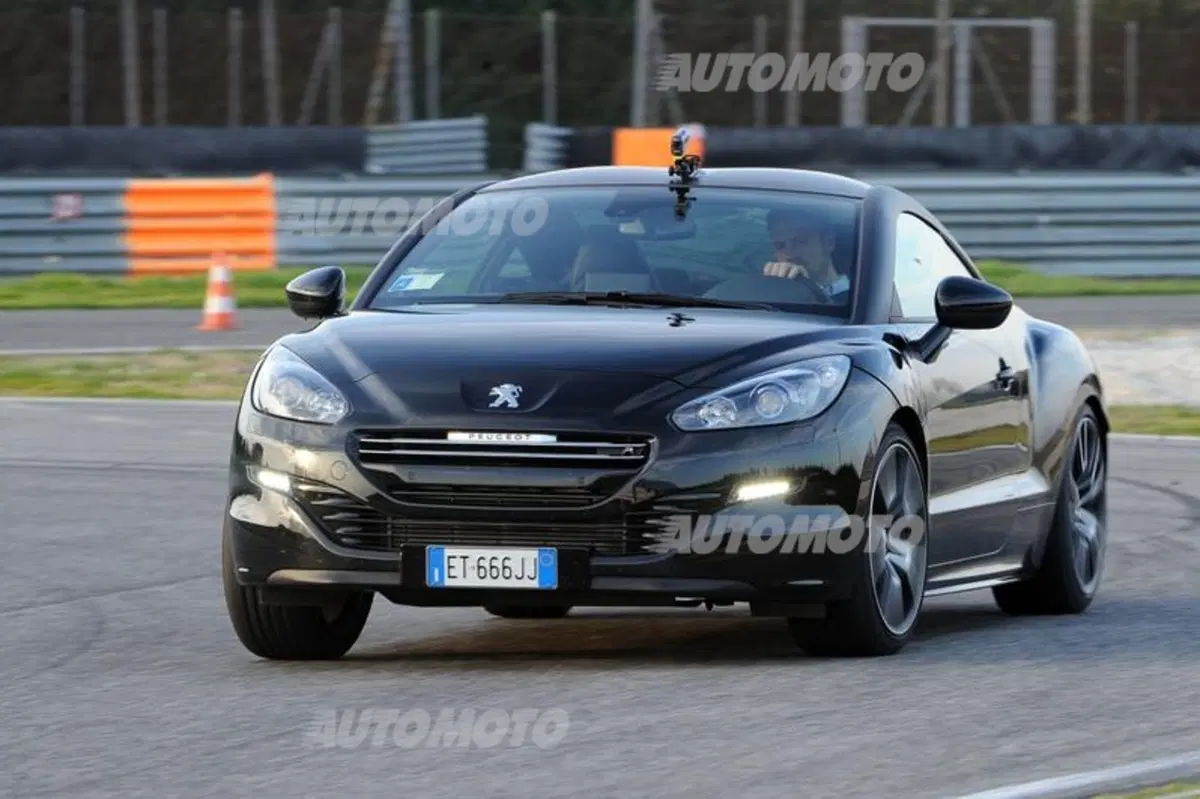 Peugeot RCZ R (13)