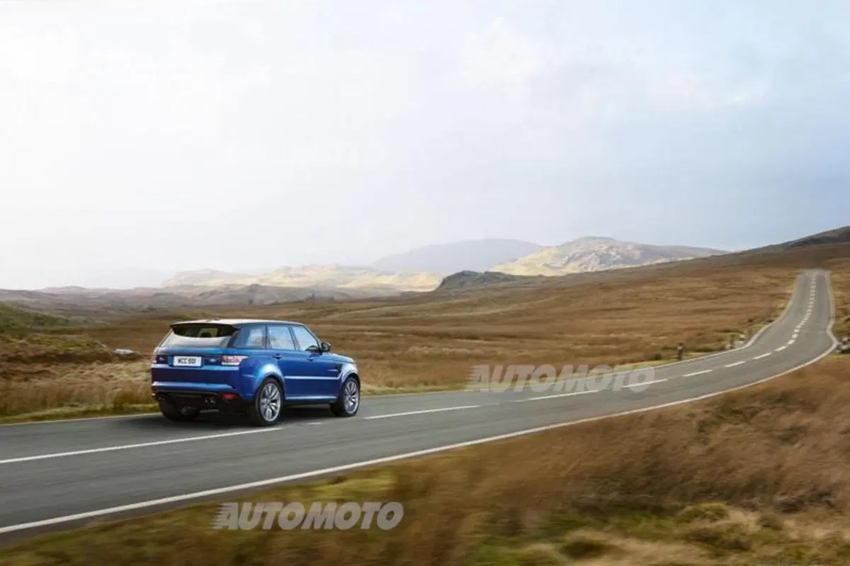 Range Rover Sport SVR: svelata definitivamente (17)