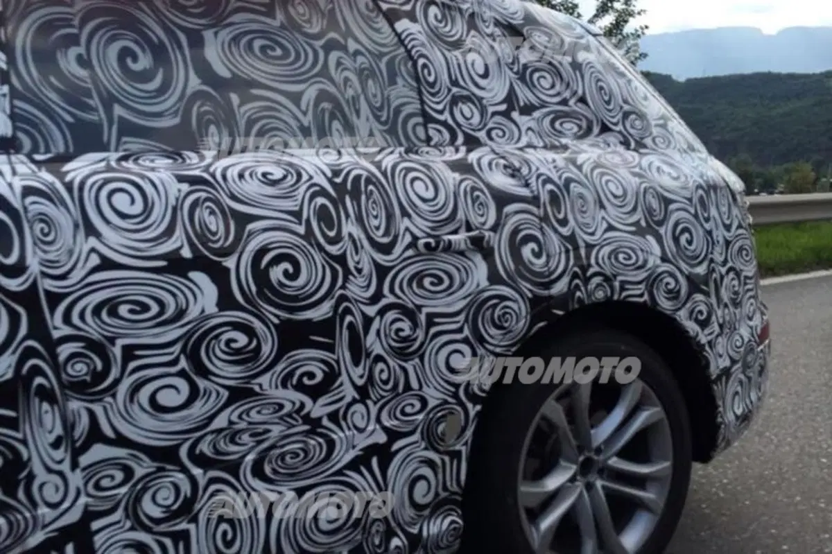 Nuova Audi Q7: il prototipo sorpreso su strada (6)