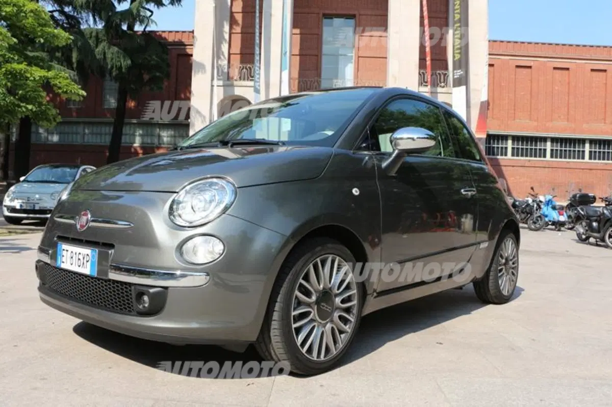 Fiat 500 Cult Tecnologica e glamour (14)