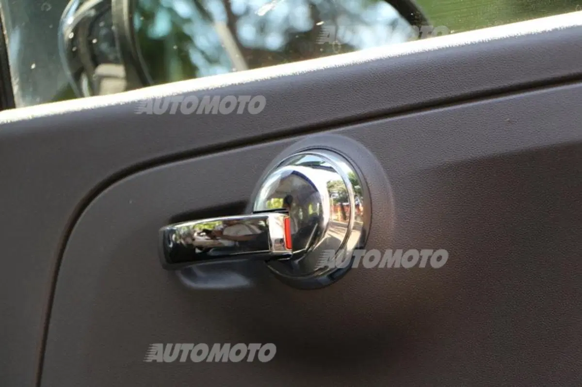 Fiat 500 Cult Tecnologica e glamour (35)