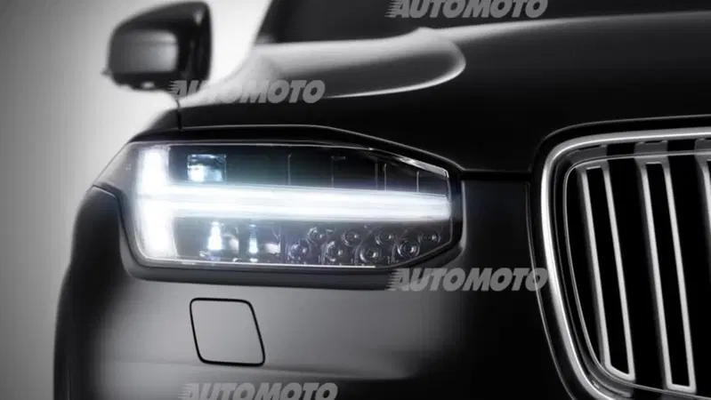 Nuova Volvo XC90: architettura modulare e luci a "martello di Thor"