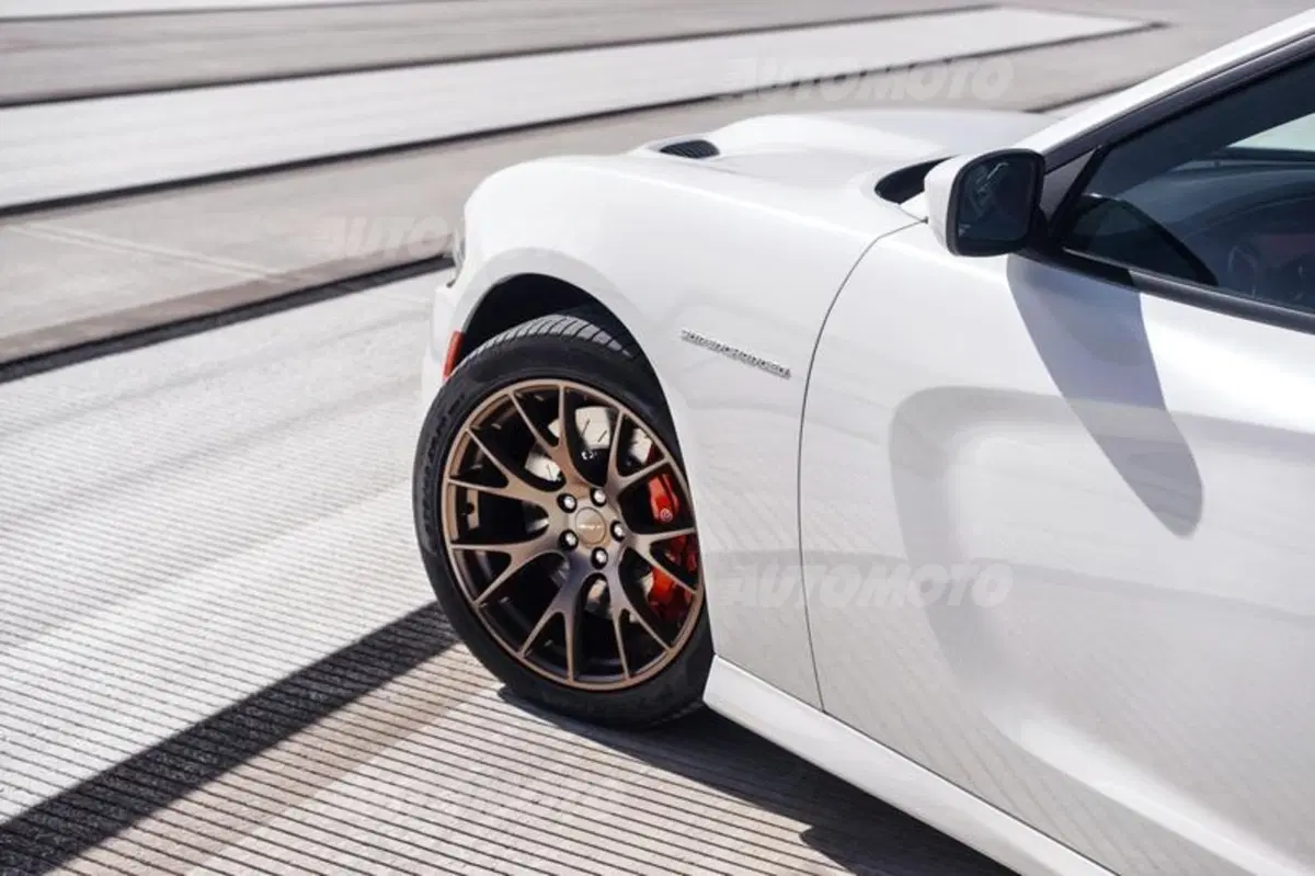 Dodge Charger SRT Hellcat (14)