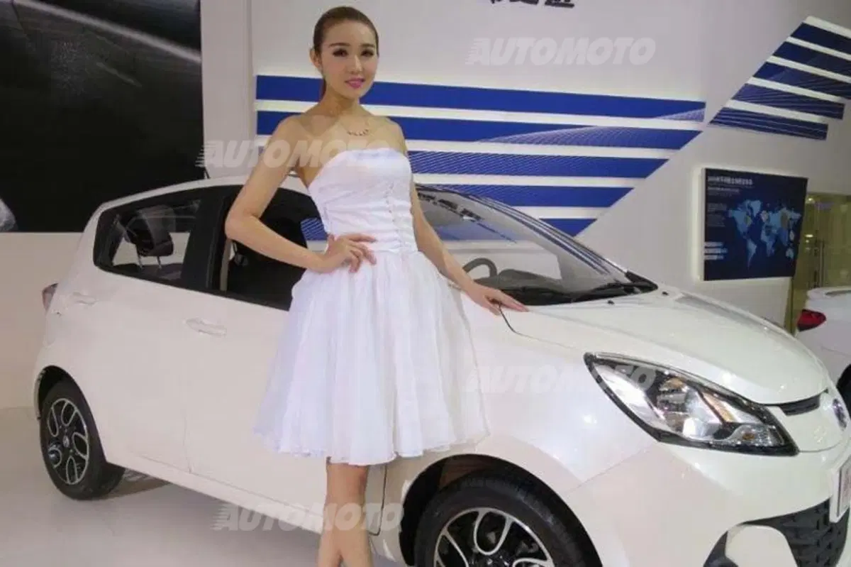 Le bellezze (a motore e non) del Salone di Shanghai-Pudong (19)
