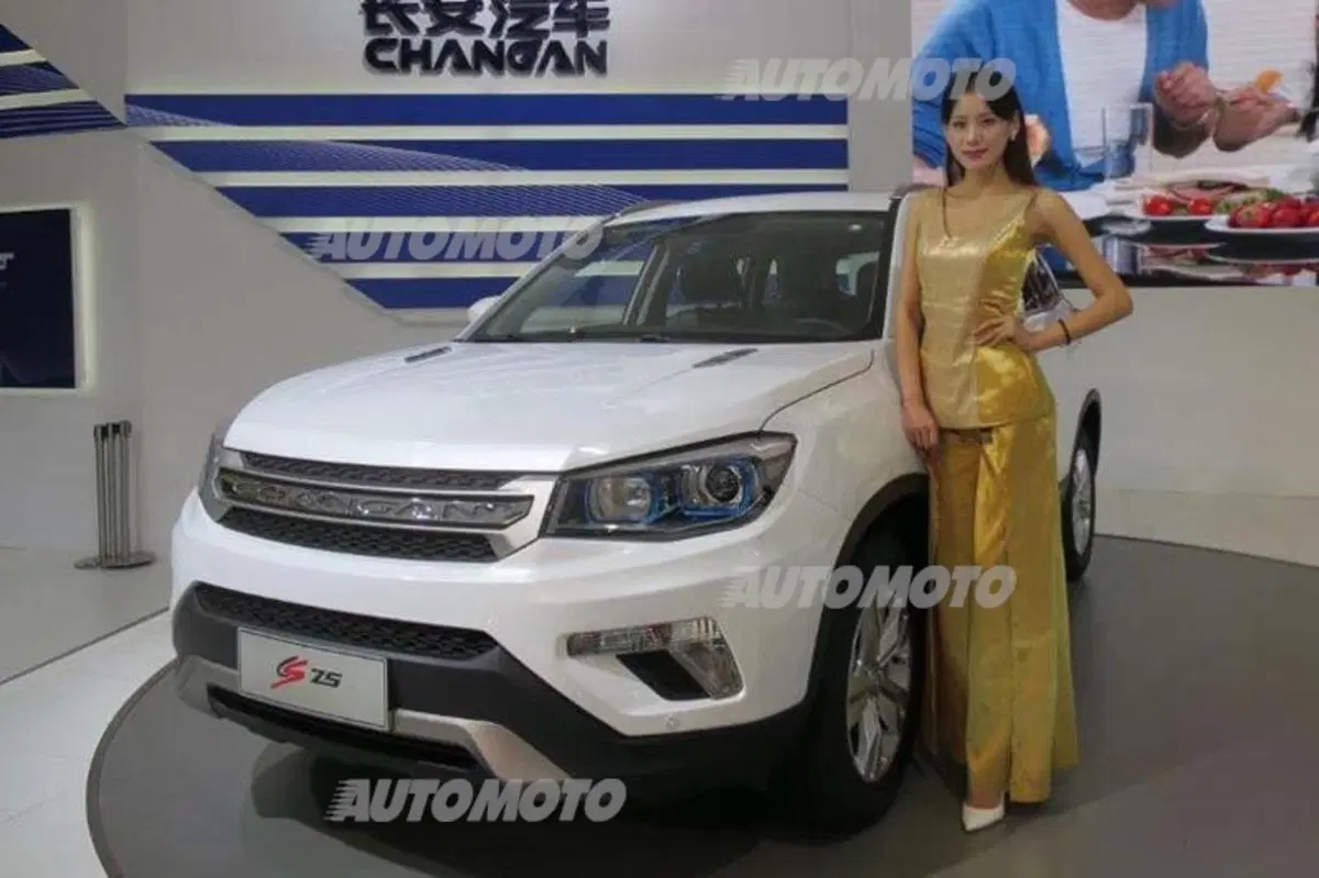 Le bellezze (a motore e non) del Salone di Shanghai-Pudong (20)