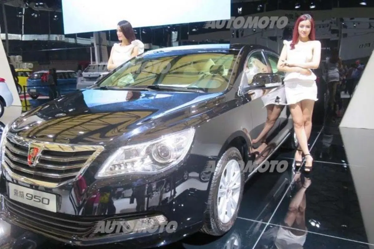 Le bellezze (a motore e non) del Salone di Shanghai-Pudong (33)
