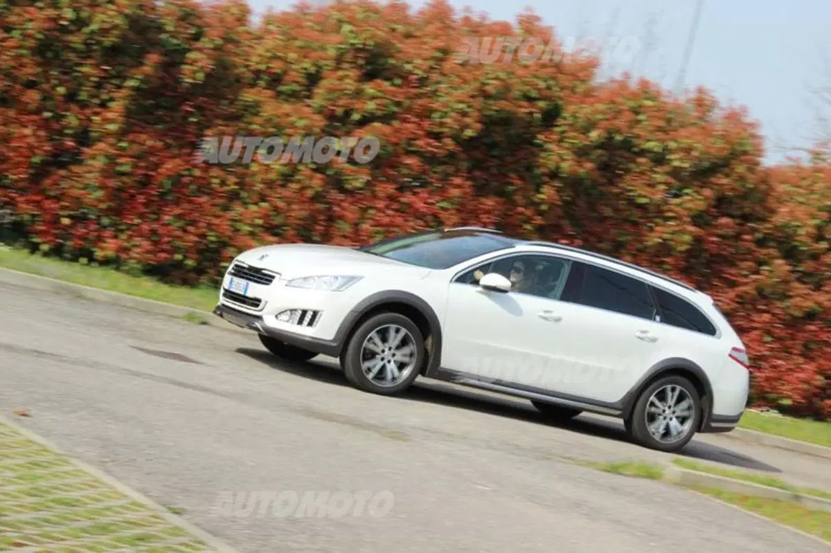 Peugeot 508 RXH (8)