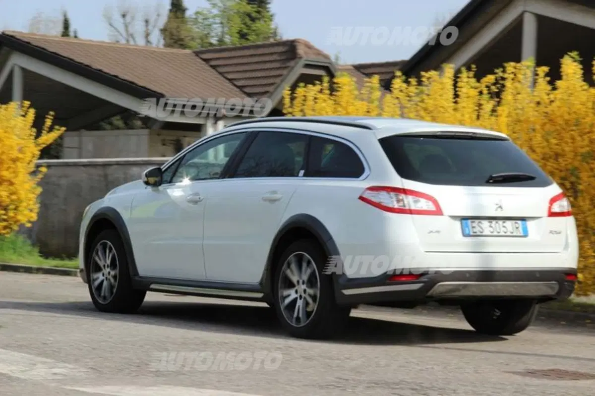 Peugeot 508 RXH (13)