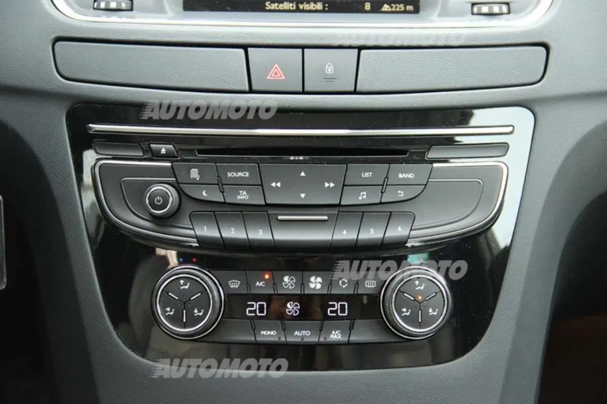 Peugeot 508 RXH (32)