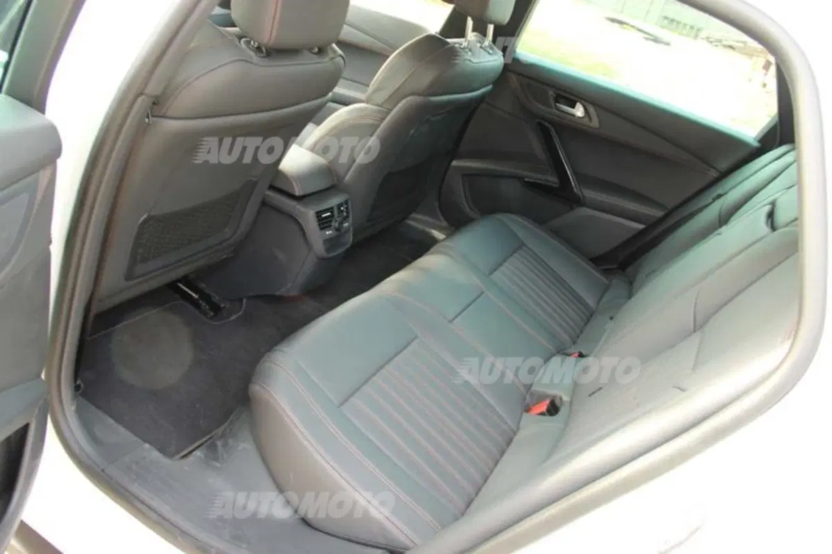 Peugeot 508 RXH (42)