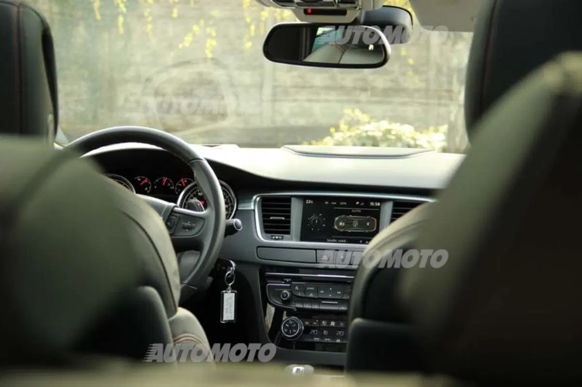 Peugeot 508 RXH (51)