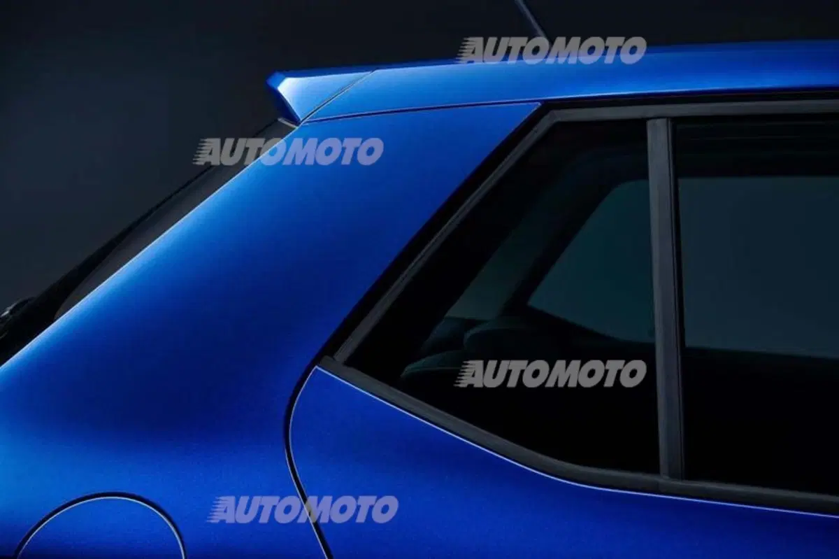 Nuova Skoda Fabia, le prime immagini: più matura e tagliente (6)