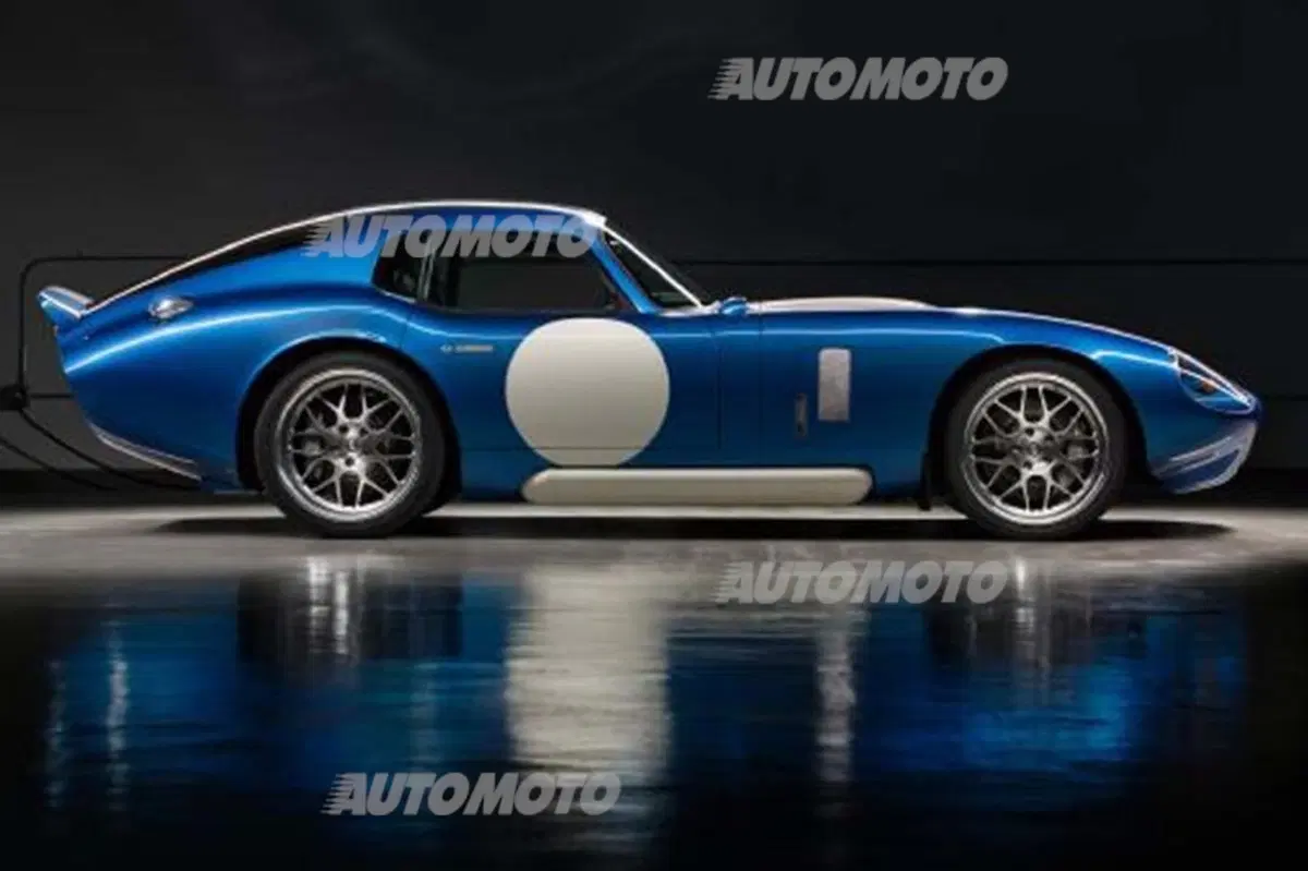 Renovo Coupé: la supercar elettrica e retrò con prestazioni da urlo (4)