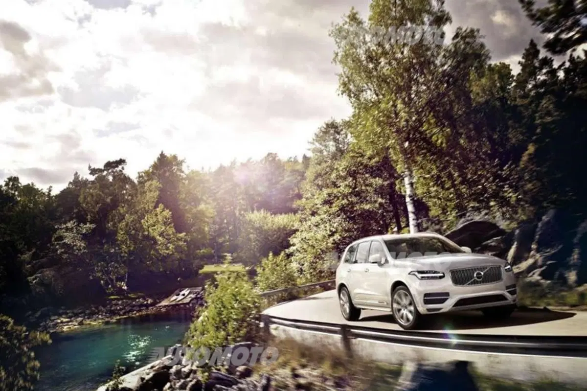 Nuova Volvo XC90, tutti i dati ufficiali. Dimensioni: quanto è cresciuta! (6)