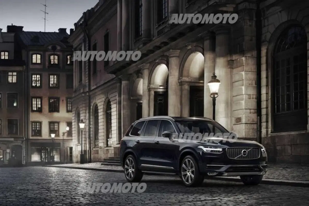 Nuova Volvo XC90, tutti i dati ufficiali. Dimensioni: quanto è cresciuta! (12)