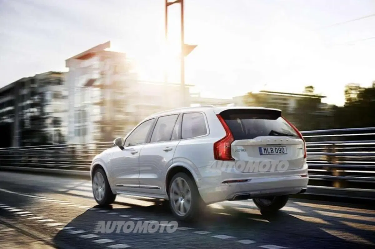 Nuova Volvo XC90, tutti i dati ufficiali. Dimensioni: quanto è cresciuta! (13)