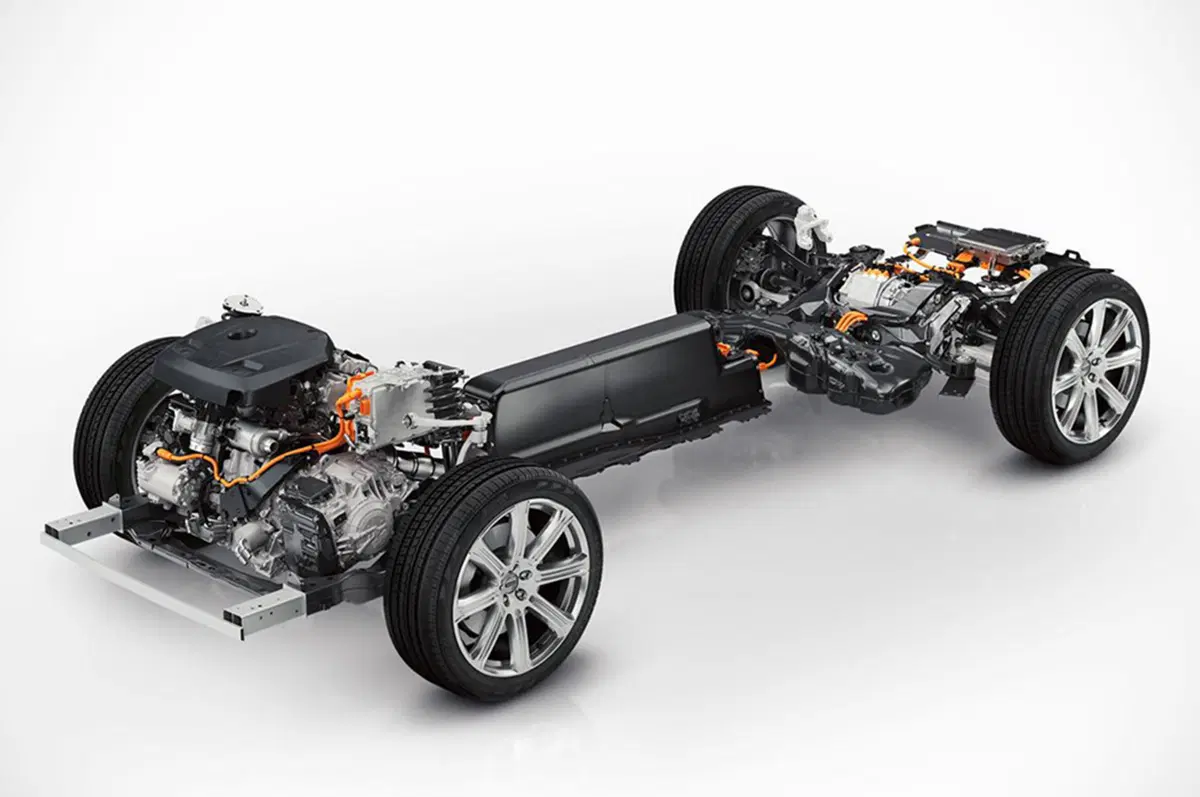 Nuova Volvo XC90, tutti i dati ufficiali. Dimensioni: quanto è cresciuta! (36)