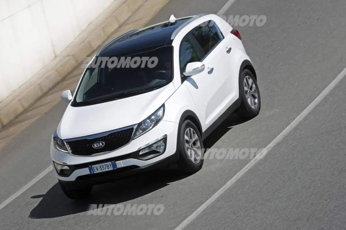 Kia Sportage 2.0 CRDi AWD 184 CV (7)