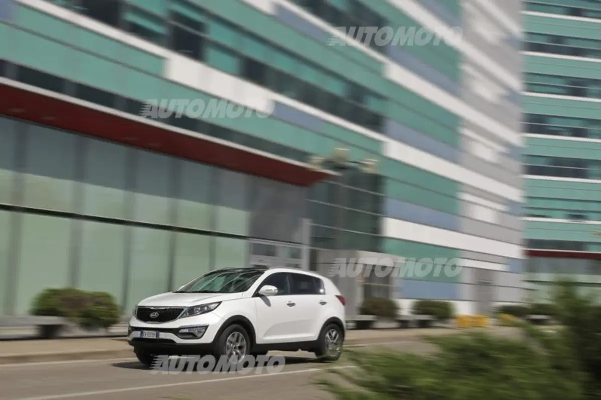 Kia Sportage 2.0 CRDi AWD 184 CV (11)