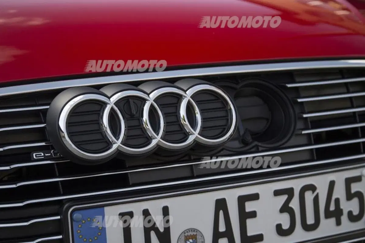 Audi A3 e-tron: i prezzi per l'Italia dell'ibrida plug-in (11)