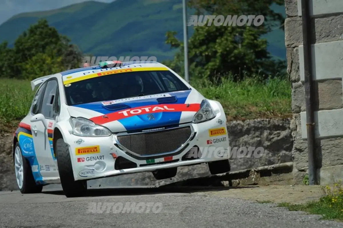 Peugeot 208 T16 e 208 R2 (7)