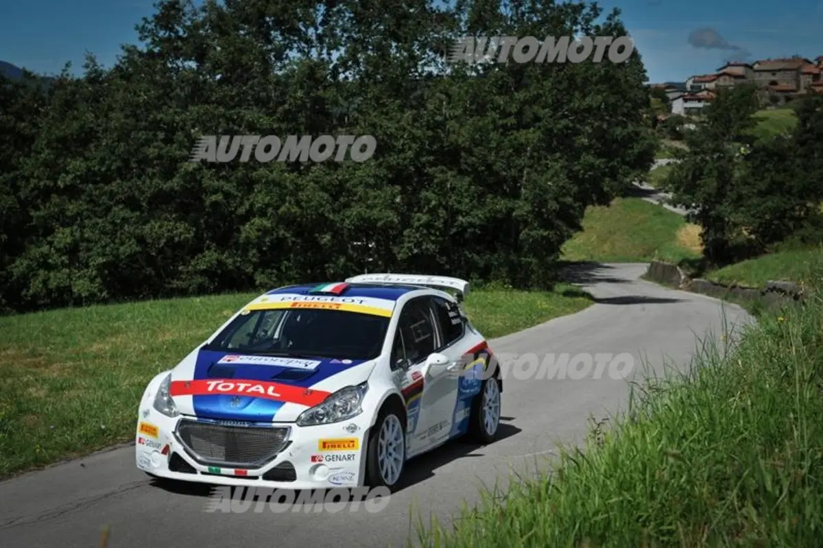 Peugeot 208 T16 e 208 R2 (18)