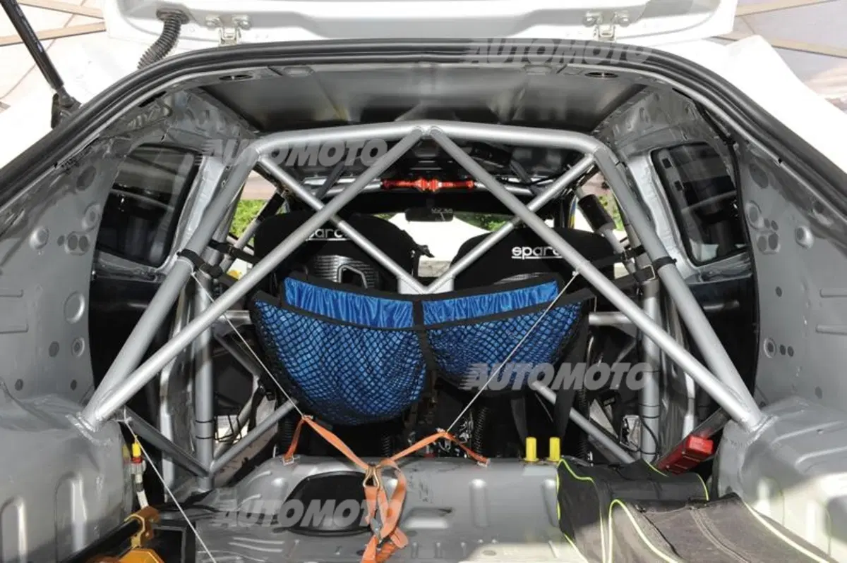 Peugeot 208 T16 e 208 R2 (28)