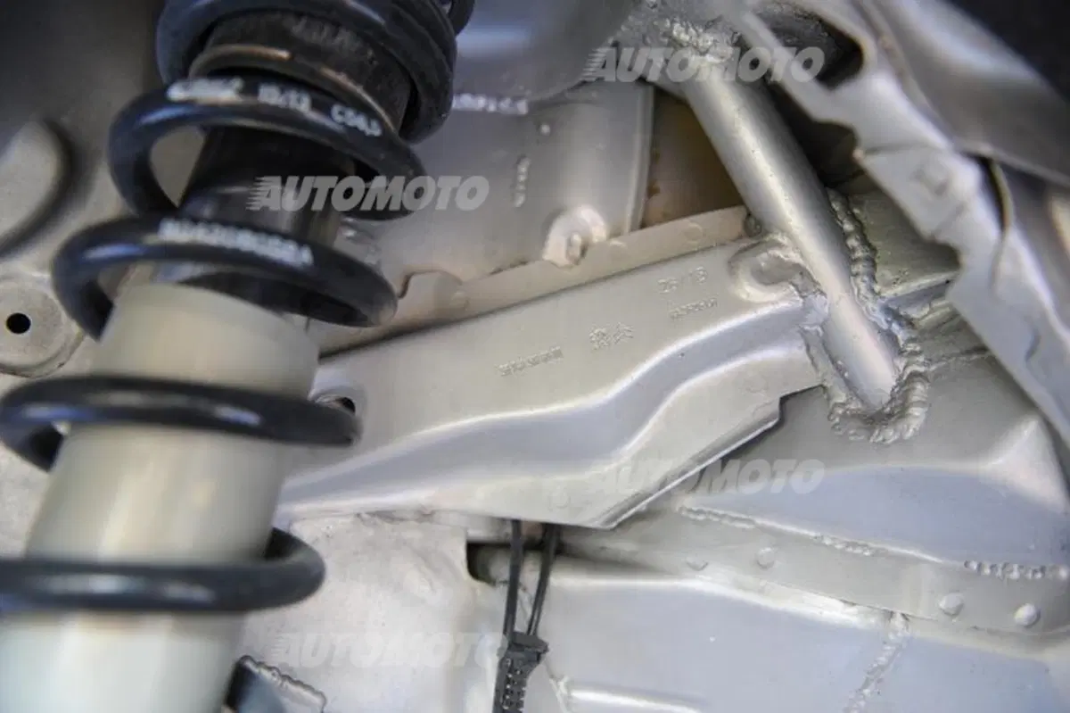 Peugeot 208 T16 e 208 R2 (30)