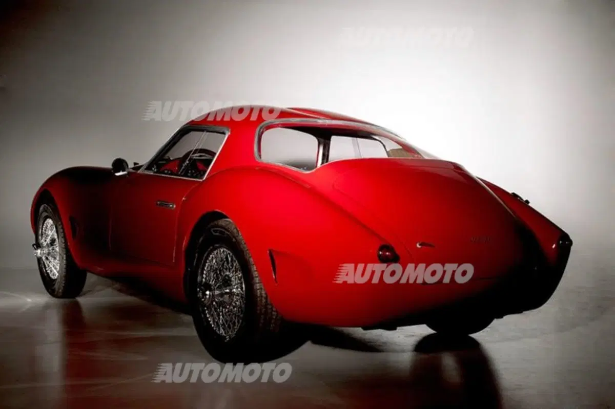 Effeffe SS Berlinetta: chi ha detto che un'auto d'epoca non può essere nuova? (4)