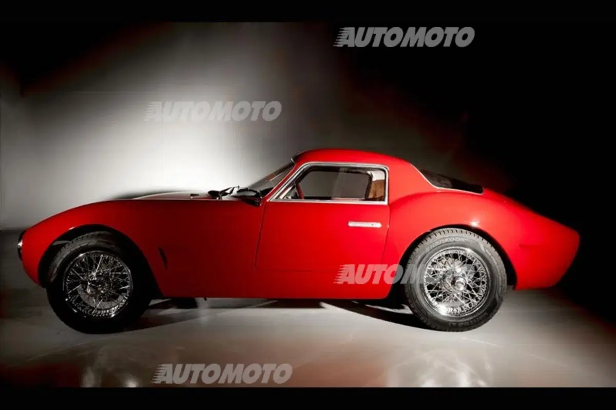 Effeffe SS Berlinetta: chi ha detto che un'auto d'epoca non può essere nuova? (5)