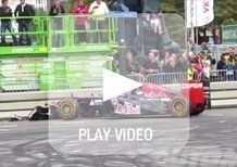 Verstappen, in F1 a 17 anni: incidente durante uno show per la Toro Rosso [video]
