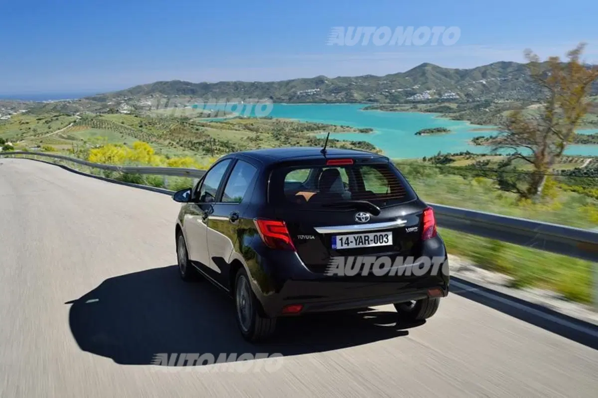 Toyota Yaris (Hybrid) restyling: è il momento della video-prova (2)